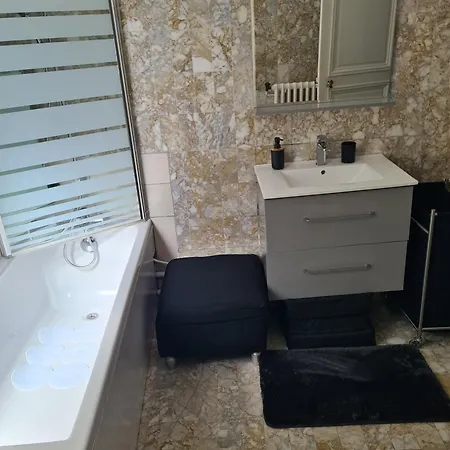 Alloggio in famiglia D Parigi